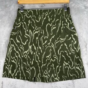Athleta Vienna Cargo Skort Olive Green Stretch Performance Skirt‎ Women's 8 EUC